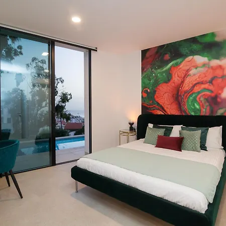 200m² New D With Private, Heated Pool And Amazing Ocean View. Villa *