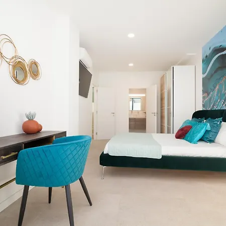 200m² New D With Private, Heated Pool And Amazing Ocean View. Villa Costa Adeje