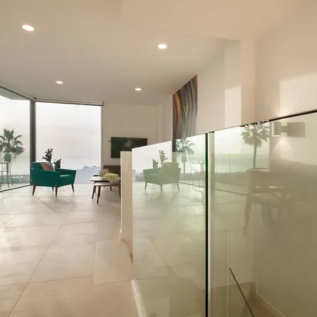 200m² New D With Private, Heated Pool And Amazing Ocean View.