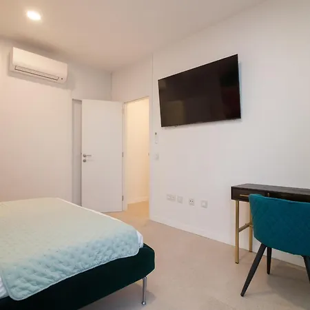 200m² New D With Private, Heated Pool And Amazing Ocean View. Villa